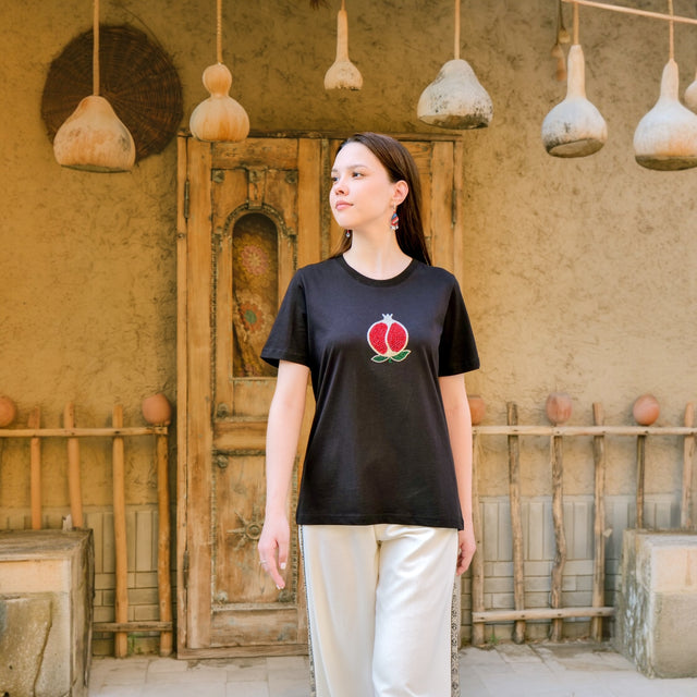 Футболка АНОР с камушками