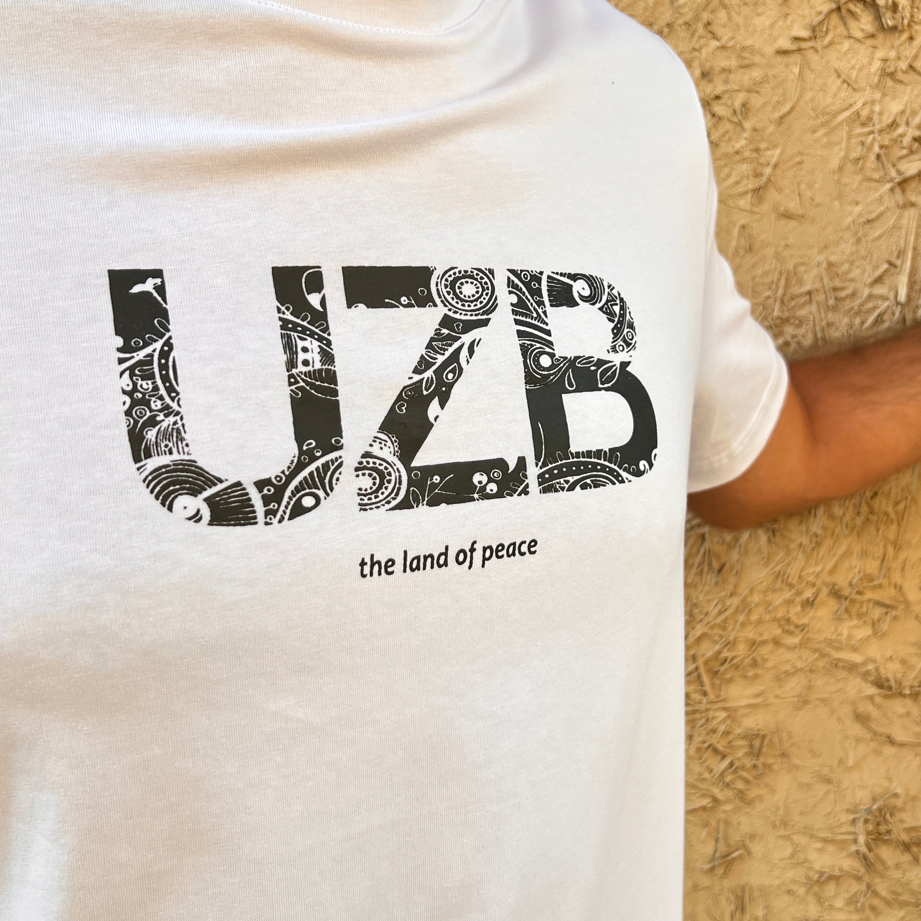 T-shirt UZB