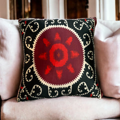 Decorative pillow SUZANE